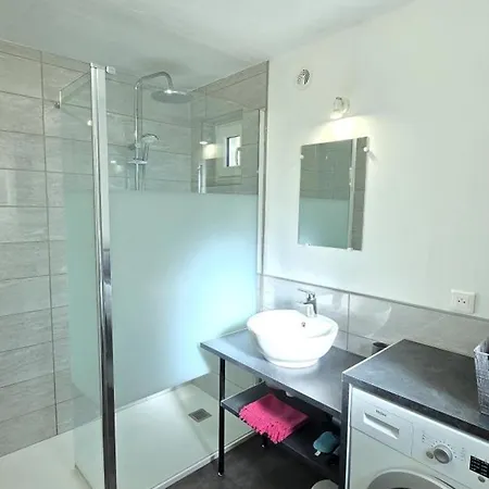 Maison En Dordogne Avec Wifi Et Velos, Proche Sites Touristiques - Fr-1-616-409